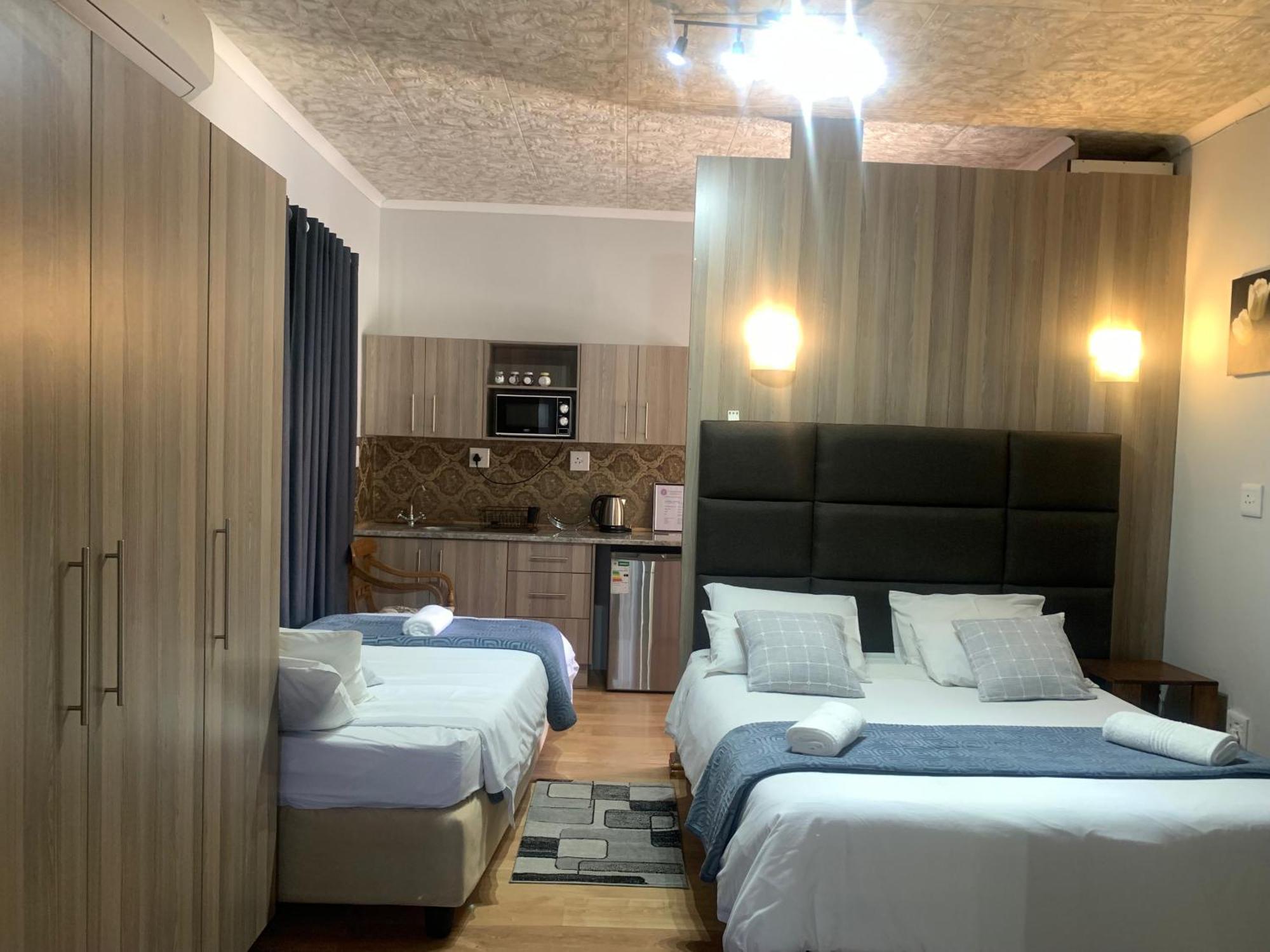 Victoria Oaks Guesthouse Victoria West Zewnętrze zdjęcie