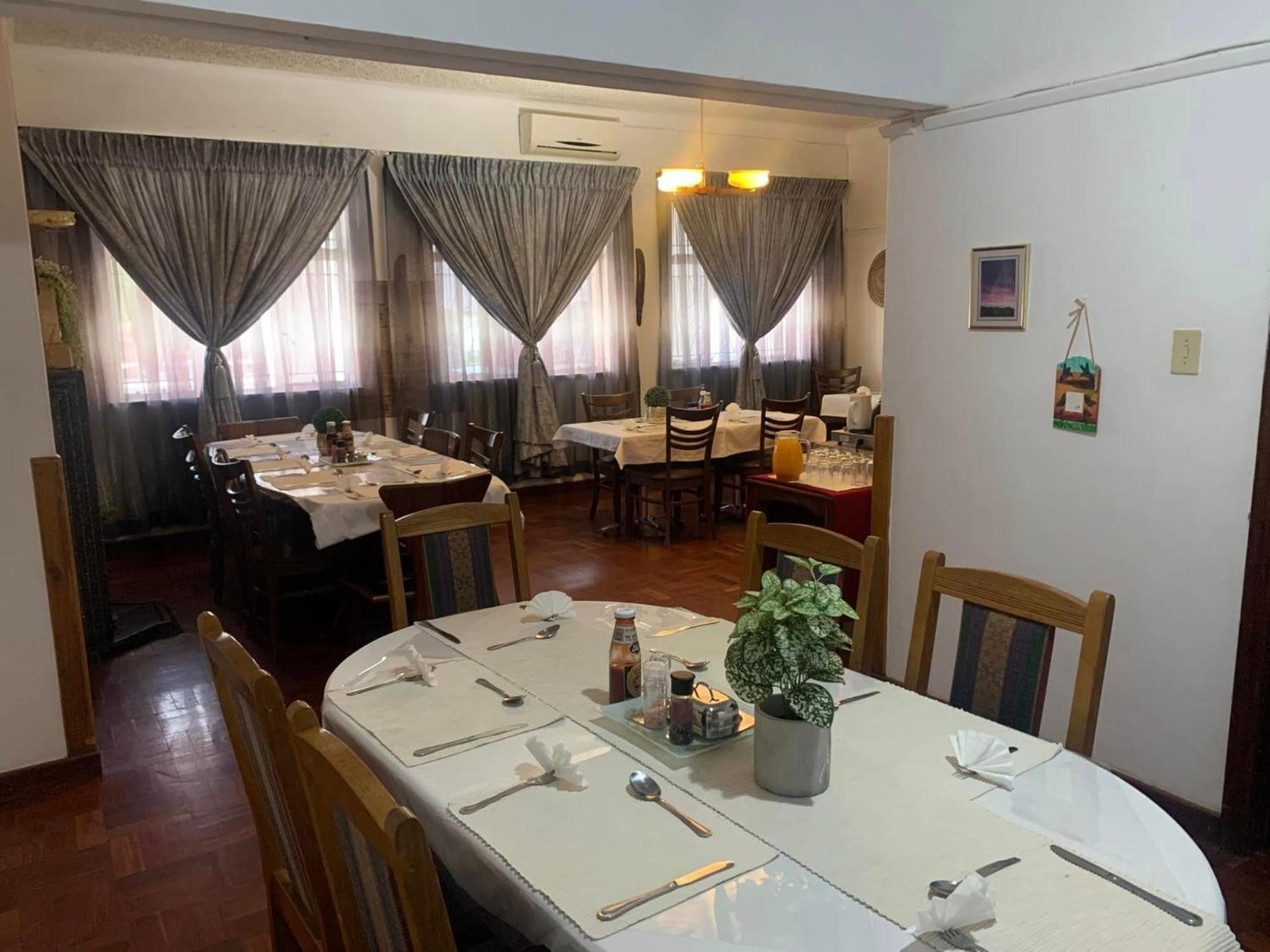 Victoria Oaks Guesthouse Victoria West Zewnętrze zdjęcie